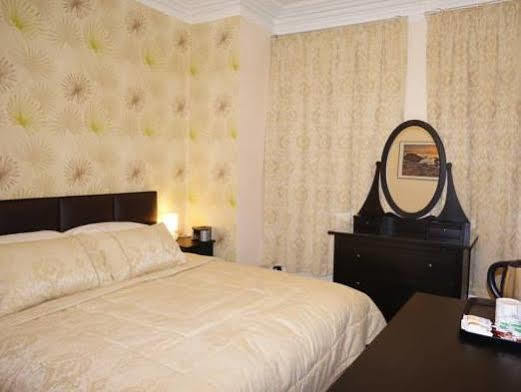 The Shores Hotel, Central Blackpool Exteriör bild